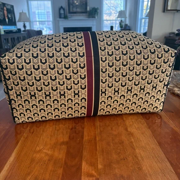 Rothy’s Lightweight Mega Tote Signature Brown - Picture 2 of 7